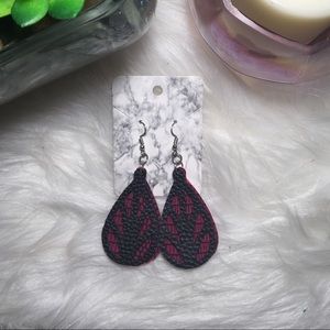 Black/Pink Peek a Boo Earrings
